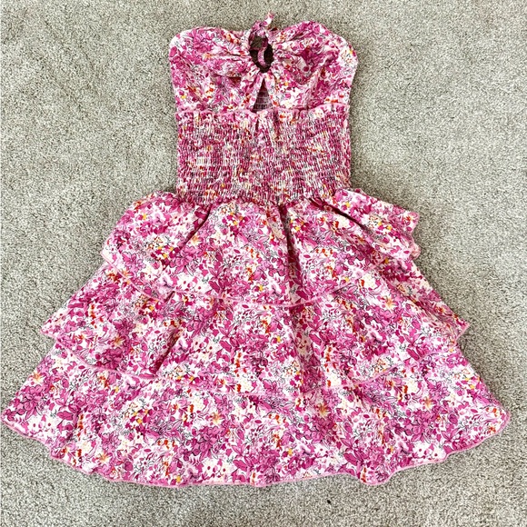 ✨ Ditsy Floral Print Shirred Crisscross Backless Two Layer Hem Halter Dress - Picture 2 of 6